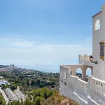 Tio Charles 3 Bedroom Townhouse With Sea View