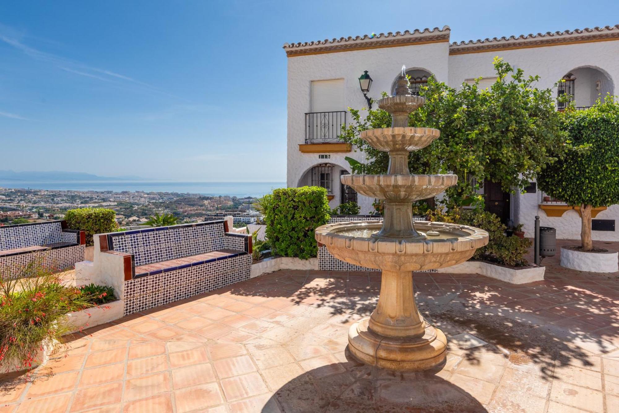 Holiday home Tio Charles 3 Bedroom Townhouse With Sea View Benalmadena