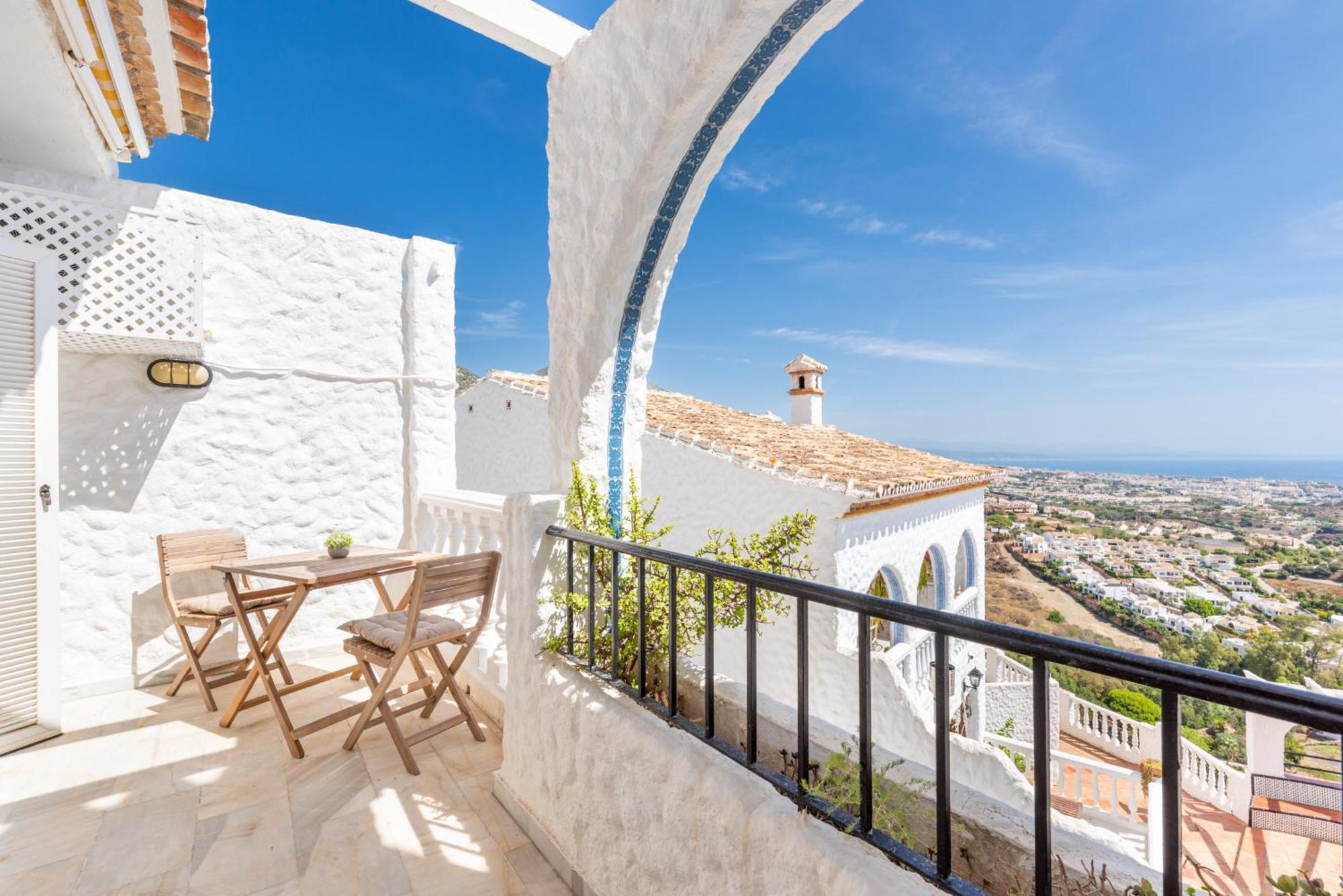 Tio Charles 3 Bedroom Townhouse With Sea View * Benalmádena