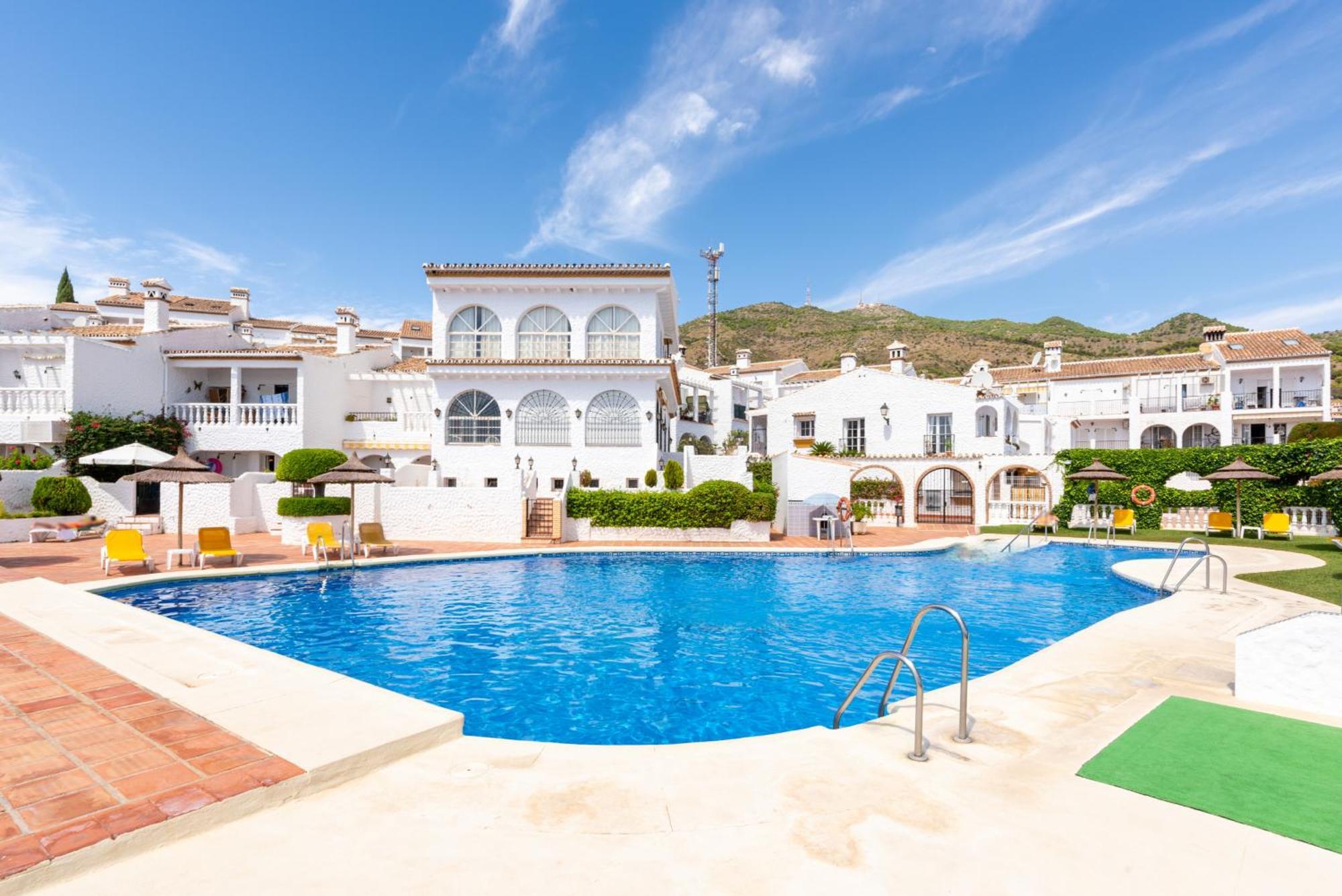 Tio Charles 3 Bedroom Townhouse With Sea View Vakantiehuis Benalmádena